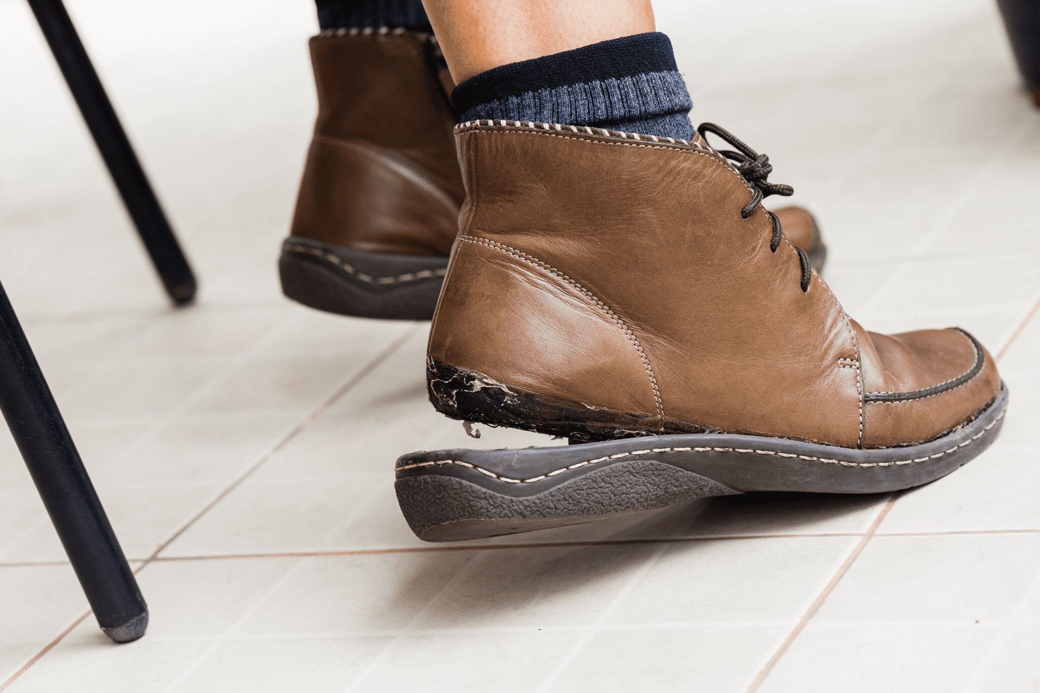 Does Super Glue Work on Leather? Step By Step Instruction